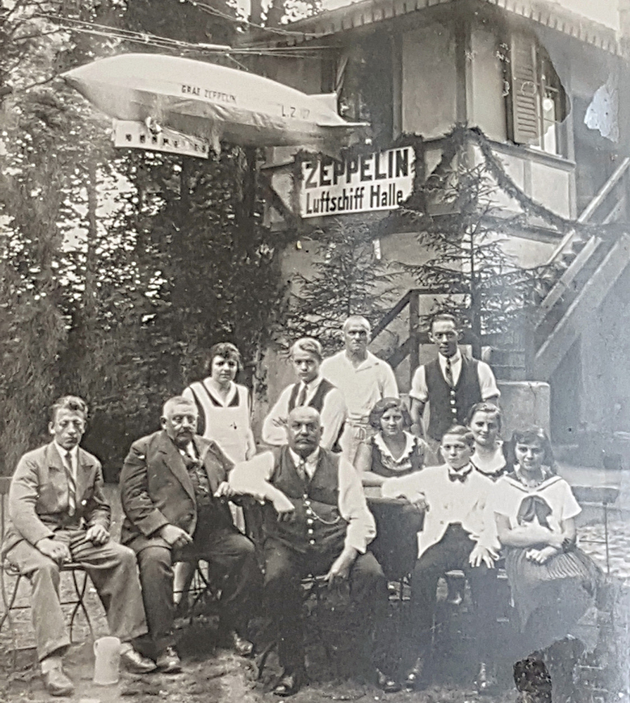 Seit 1901 ist die Brauerei Wilde Rose und der Keller im Besitz der Familie Häfner, den Ur-Großeltern der heutigen Besitzerin Andrea Konrad, welche die Tradition fortführte und den Keller als “Wilde Rose Keller” weit über die Grenzen der Stadt bekannt gemacht hat.